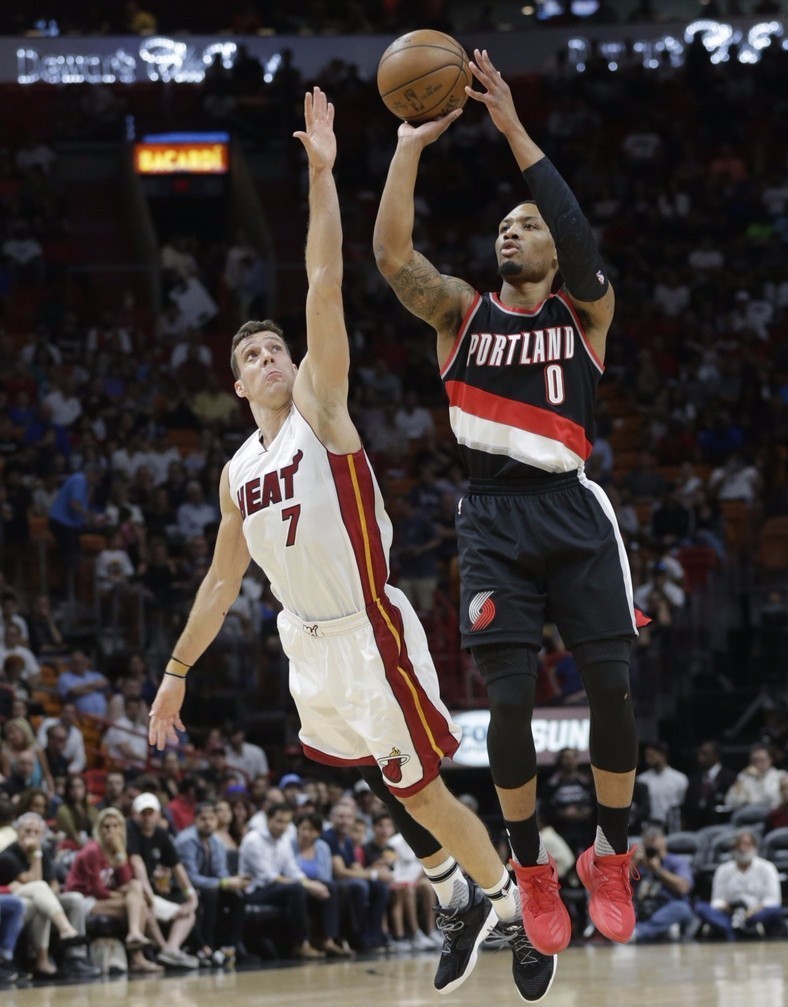 球爱好者奉 球爱好者奉