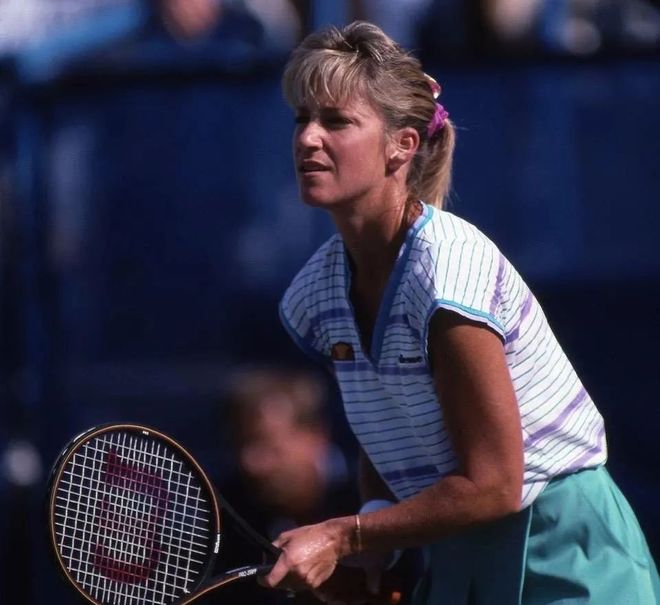 而C罗则凭 而C罗则凭