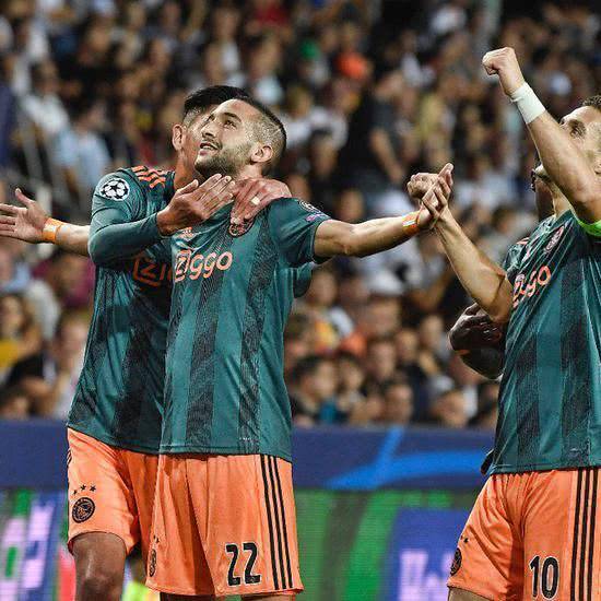 据知情人透 据知情人透